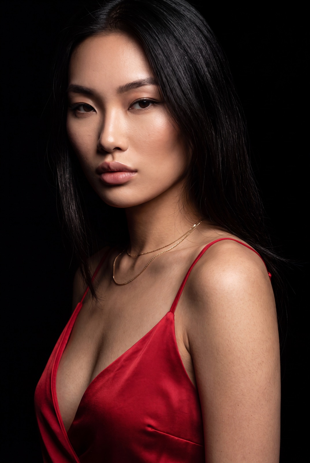 Lily — Editorial